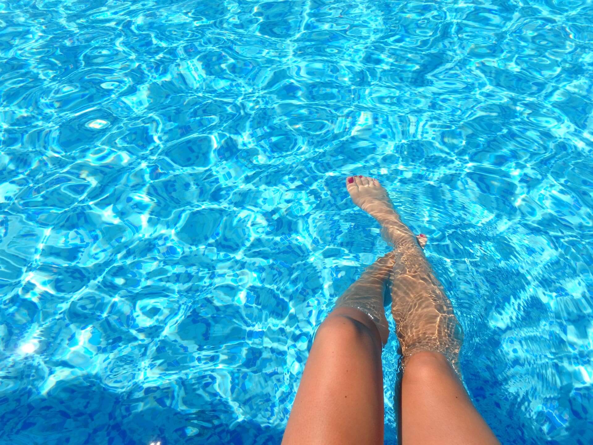 Why Use a Glass Pool Fence
